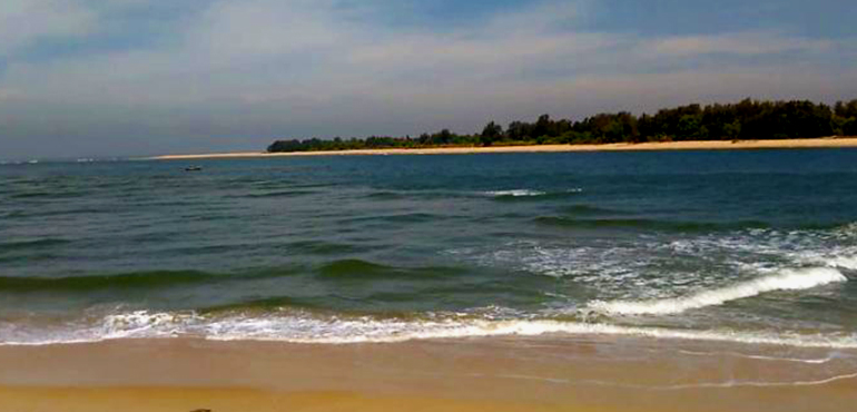 Adiyogi Travels, Manipal></div>
              <!-- title, author...-->
              <div class=